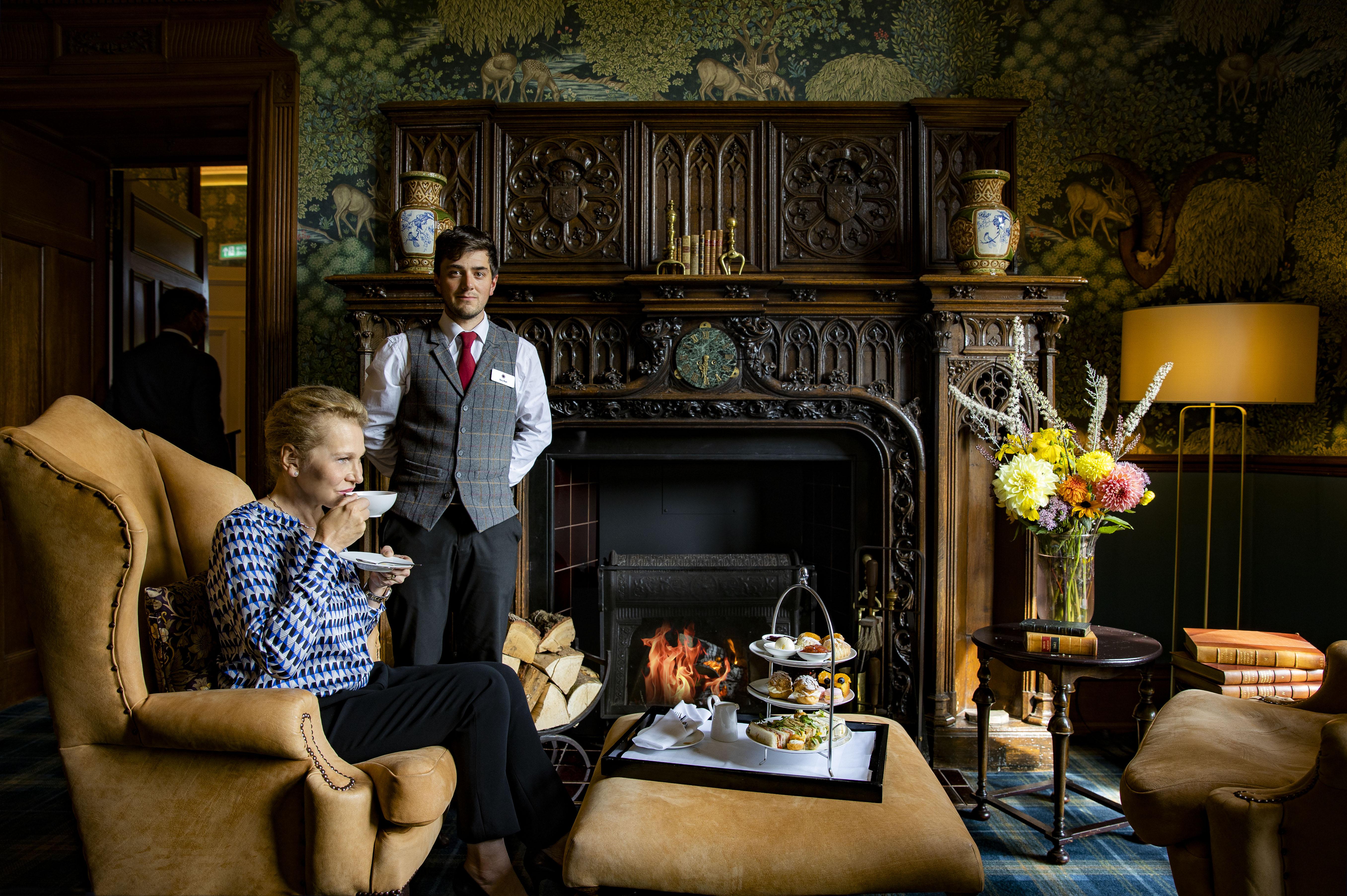 Schloss Roxburghe, Part Of Destination By Hyatt Dış mekan fotoğraf The fireplace in the Drawing Room